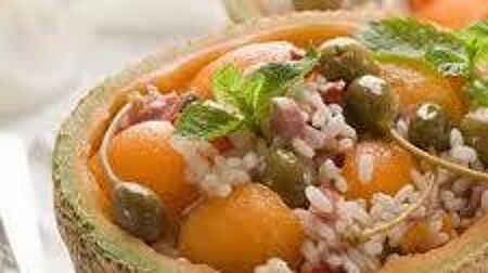 Riz au melon, jambon  et câpres .