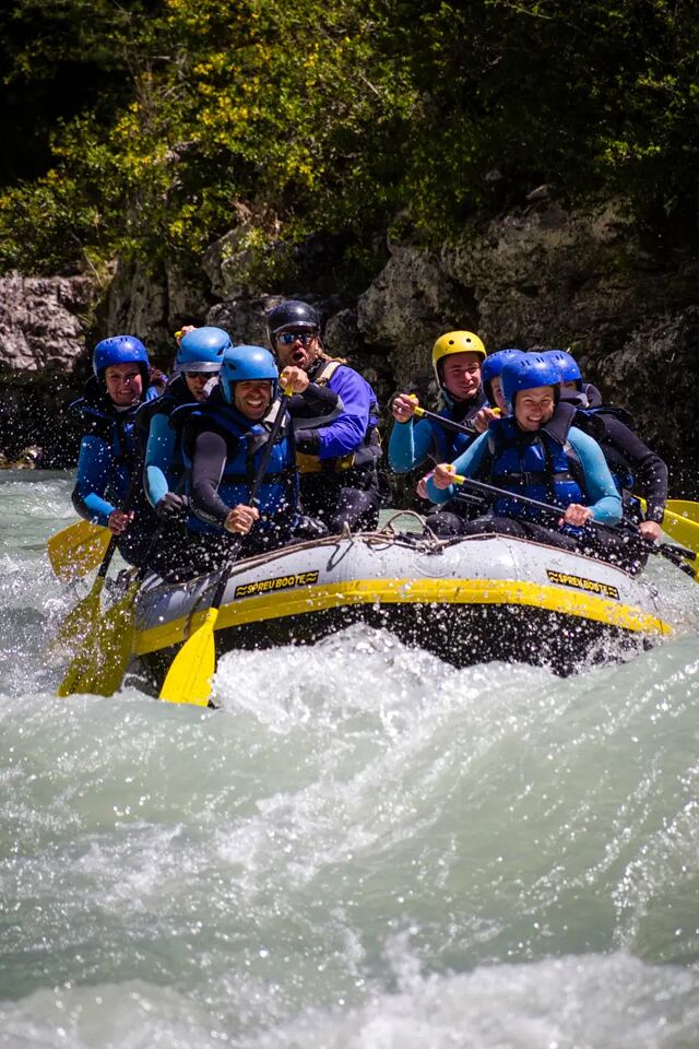 Aqua Bond  Rafting