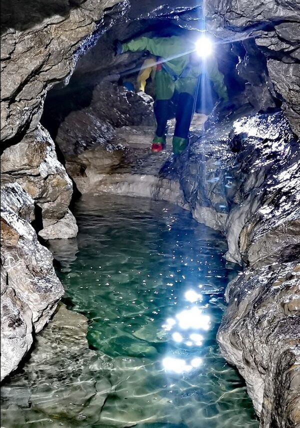 Via souterrata, Spéléologie