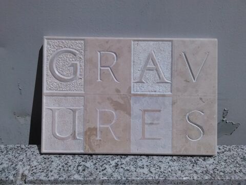 Gravure sur pierre
