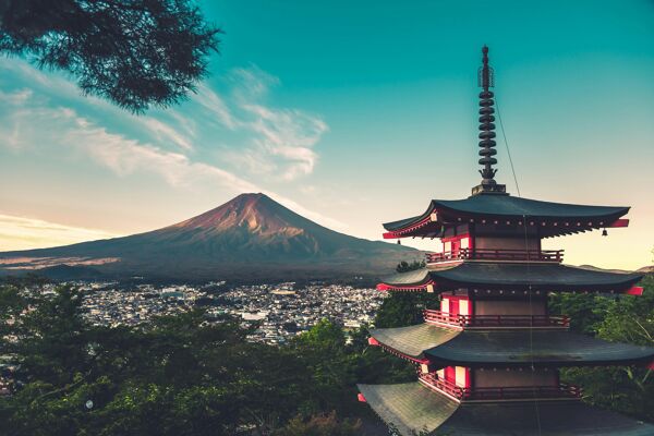 Pourquoi visiter le Japon ?