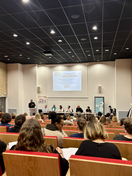  Conférence sur le sans-abrisme organisée par l'ADIL 76