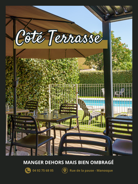 La terrasse ombragée accueille les grandes tablées comme les duos pour tous les repas de la saison.
