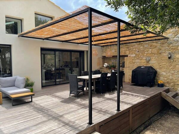 Installation de baies coulissantes en aluminium sur mesure à Digne-les-Bains