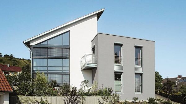 Installer des fenêtres en PVC blanc sur mesure à Gap dans les Hautes Alpes