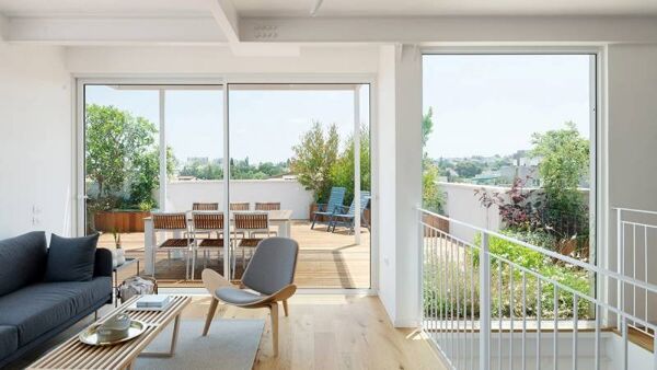 Créativité et excellence : vos fenêtres PVC personnalisées à Manosque