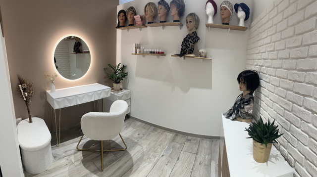 Galerie Photo Spécialisée Perruques et Turbans n°0