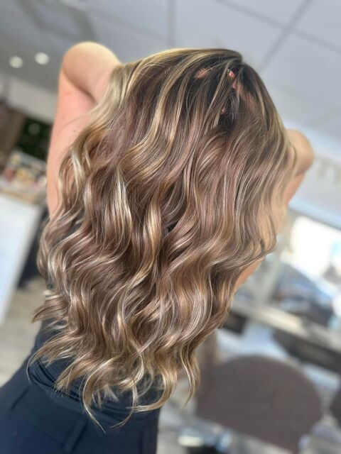 Galerie Photo Spécialisée Perruques et Turbans n°5