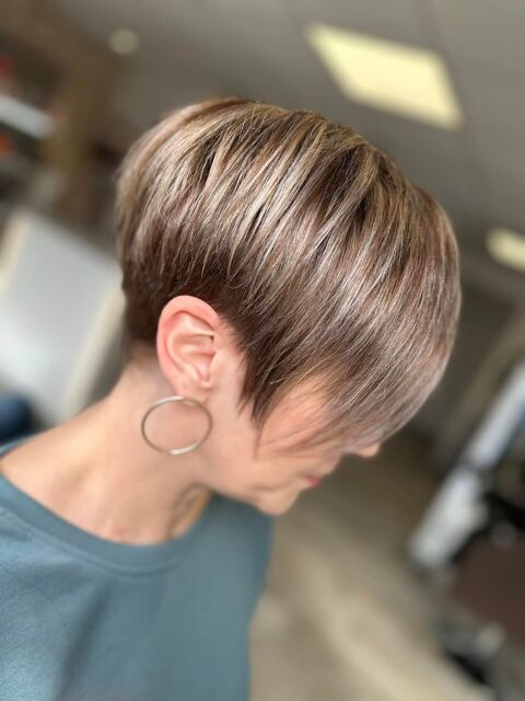 Galerie Photo Spécialisée Perruques et Turbans n°3