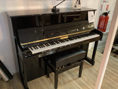 Piano HOHNER modèle HUP110