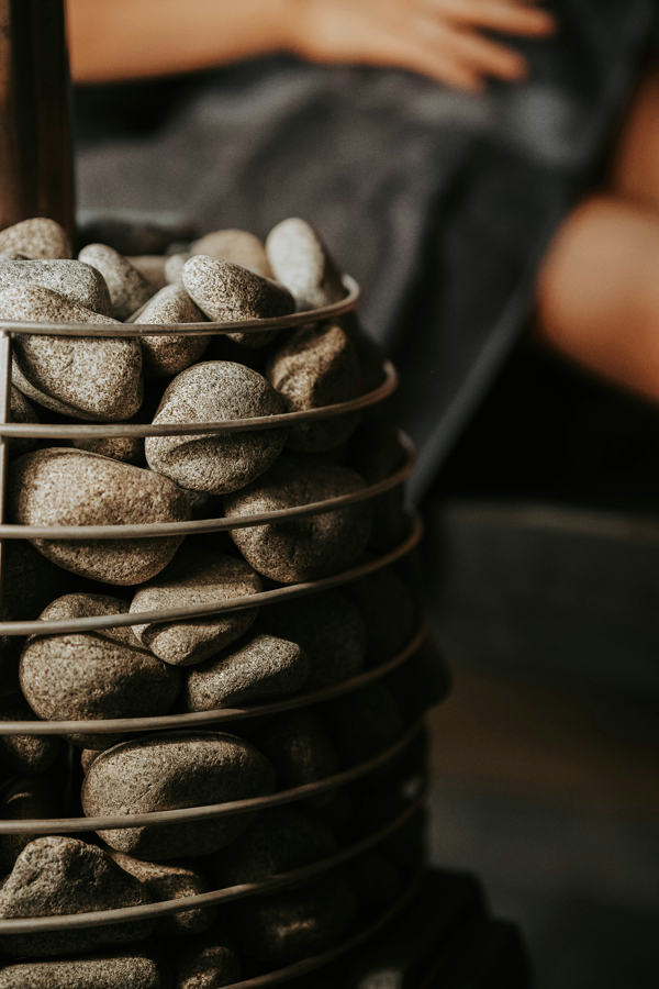 “Redécouvrez le plaisir du sauna authentique.”