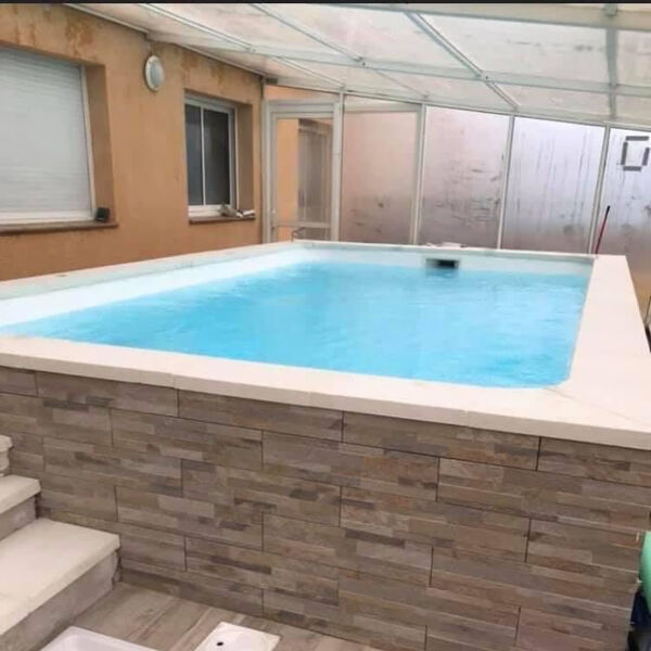 Construction de piscines d'intérieur