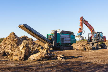 Déchetterie PRO : Déchargement des Souches