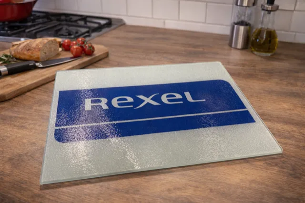 dessous de plat / planche a découpé personnalisé avec logo