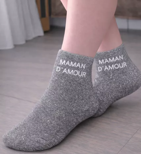  Chaussettes à paillettes « Maman d’amour » – La plus douce des super-héroïnes ✨