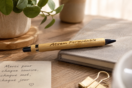 ✏️🎋 Stylo bambou « ATSEM Formidable » 🎋✏️