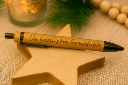 🖊️ Stylo en bambou gravé « Un beau-père formidable »