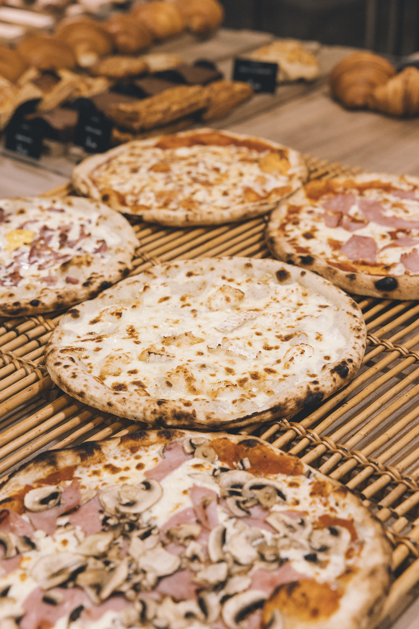 PIZZA