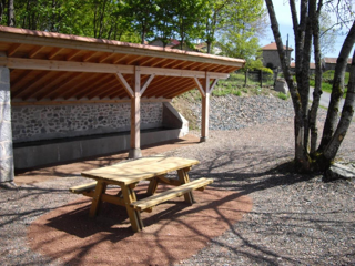 Aire de pique nique du lavoir de Montloup